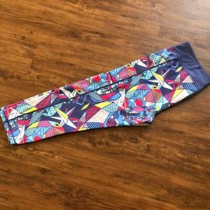 NWOT - Capri Leggings - PHONE POCKETS!